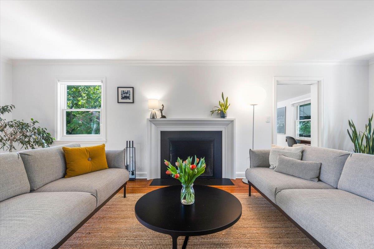 59 Larchmont Avenue, Larchmont, New York image 9