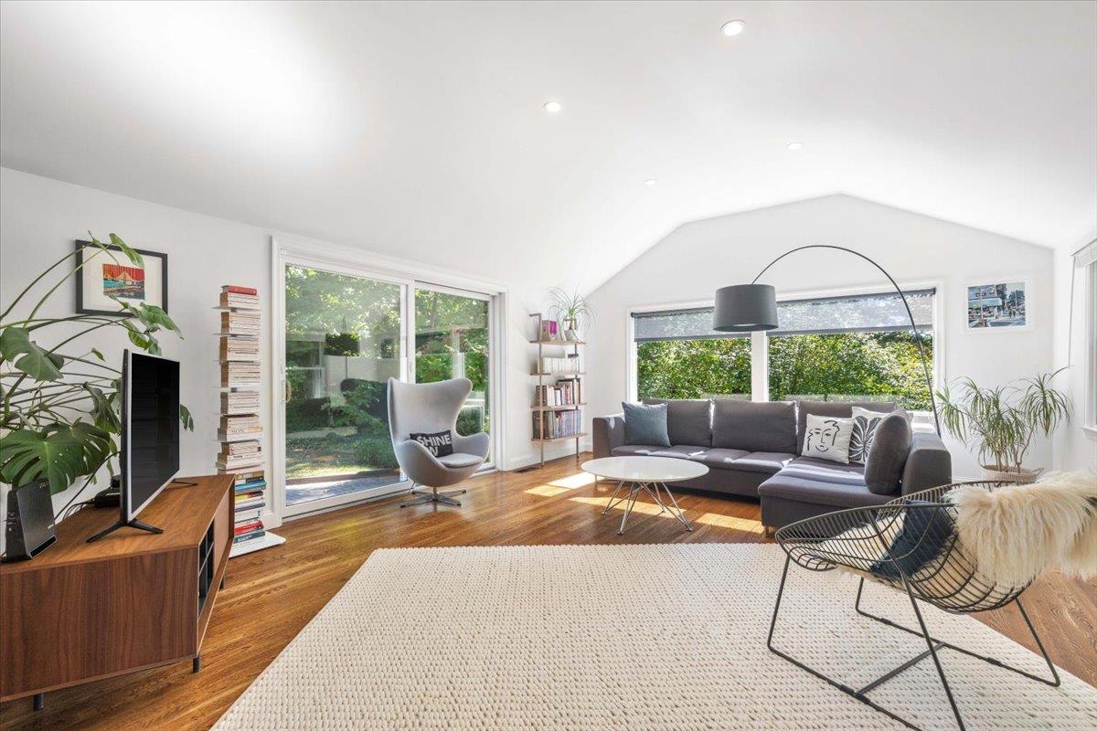 59 Larchmont Avenue, Larchmont, New York image 15
