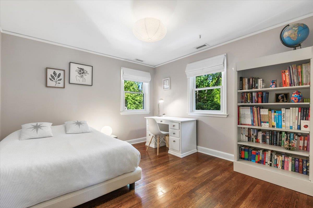 59 Larchmont Avenue, Larchmont, New York image 20