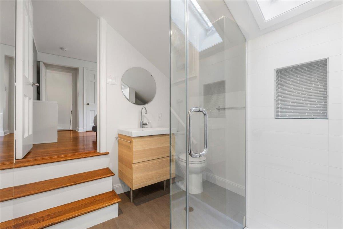 59 Larchmont Avenue, Larchmont, New York image 24