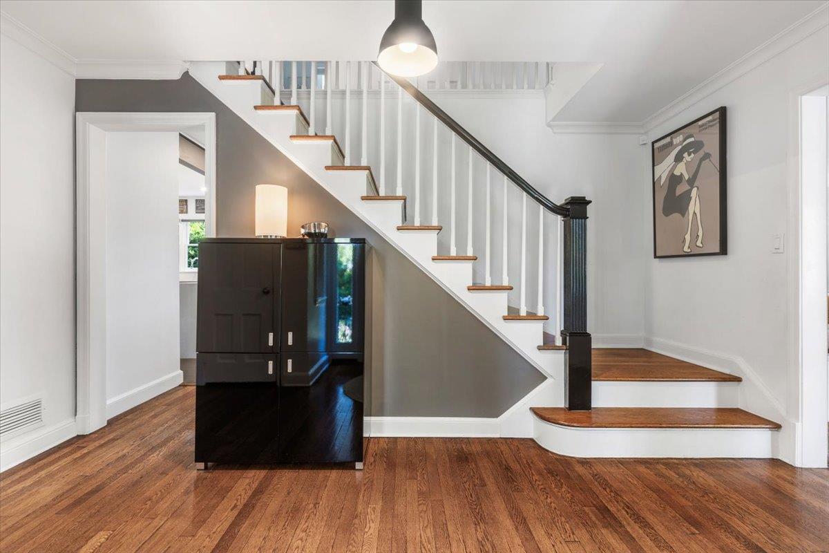 59 Larchmont Avenue, Larchmont, New York image 17