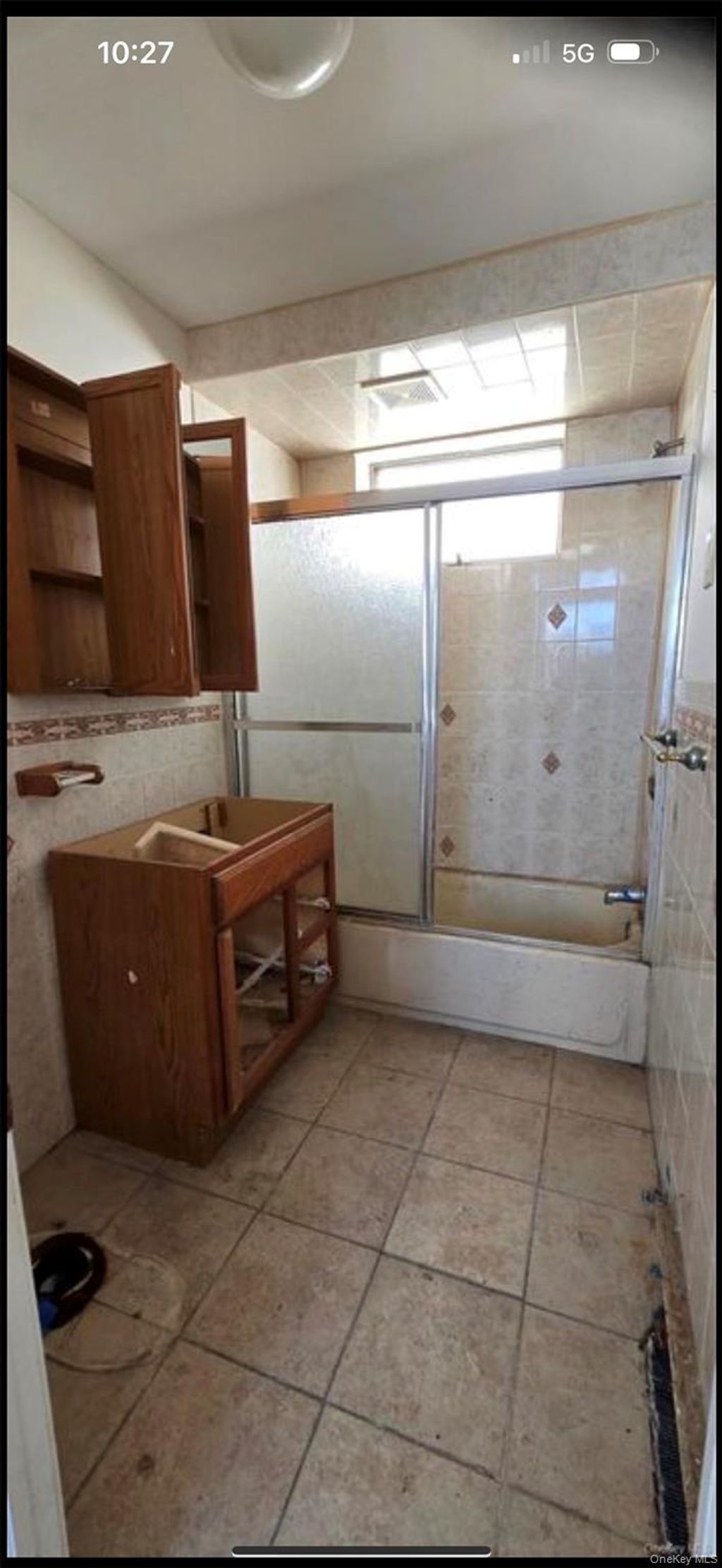 Photo of 9960 164th Road, Howard Beach, NY 11414 (MLS # 1019244)