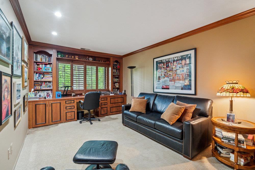 130 Golf View Drive, Jericho, New York image 11