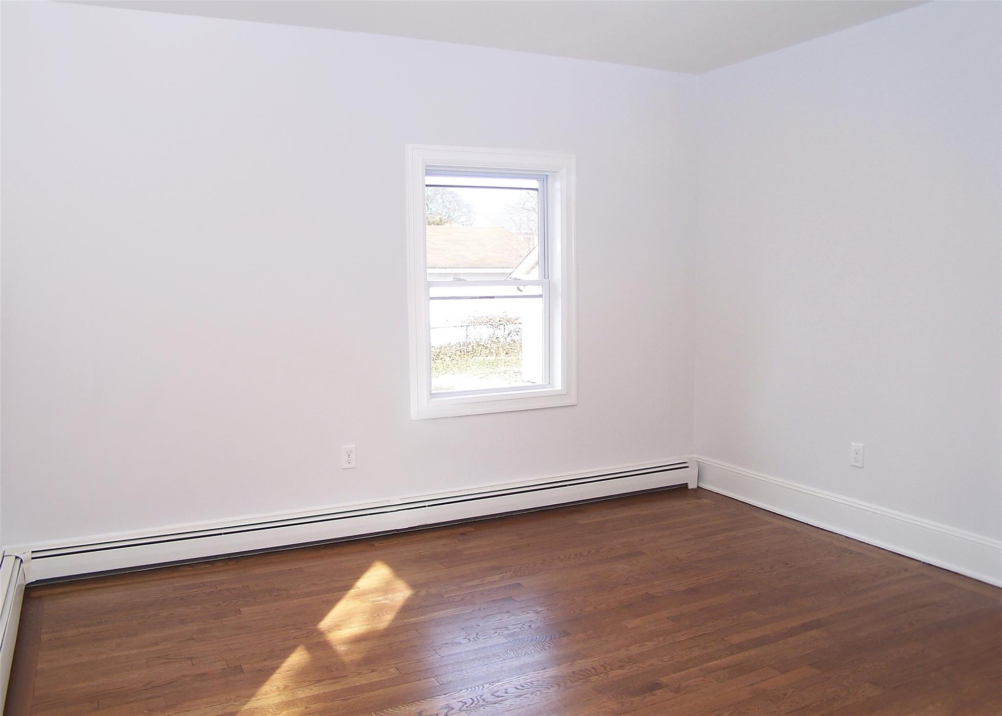 357 Twin Bark Avenue, Holbrook, New York image 17