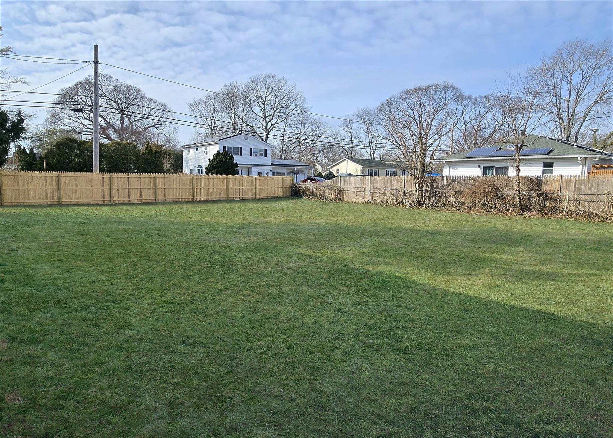 357 Twin Bark Avenue, Holbrook, New York image 22