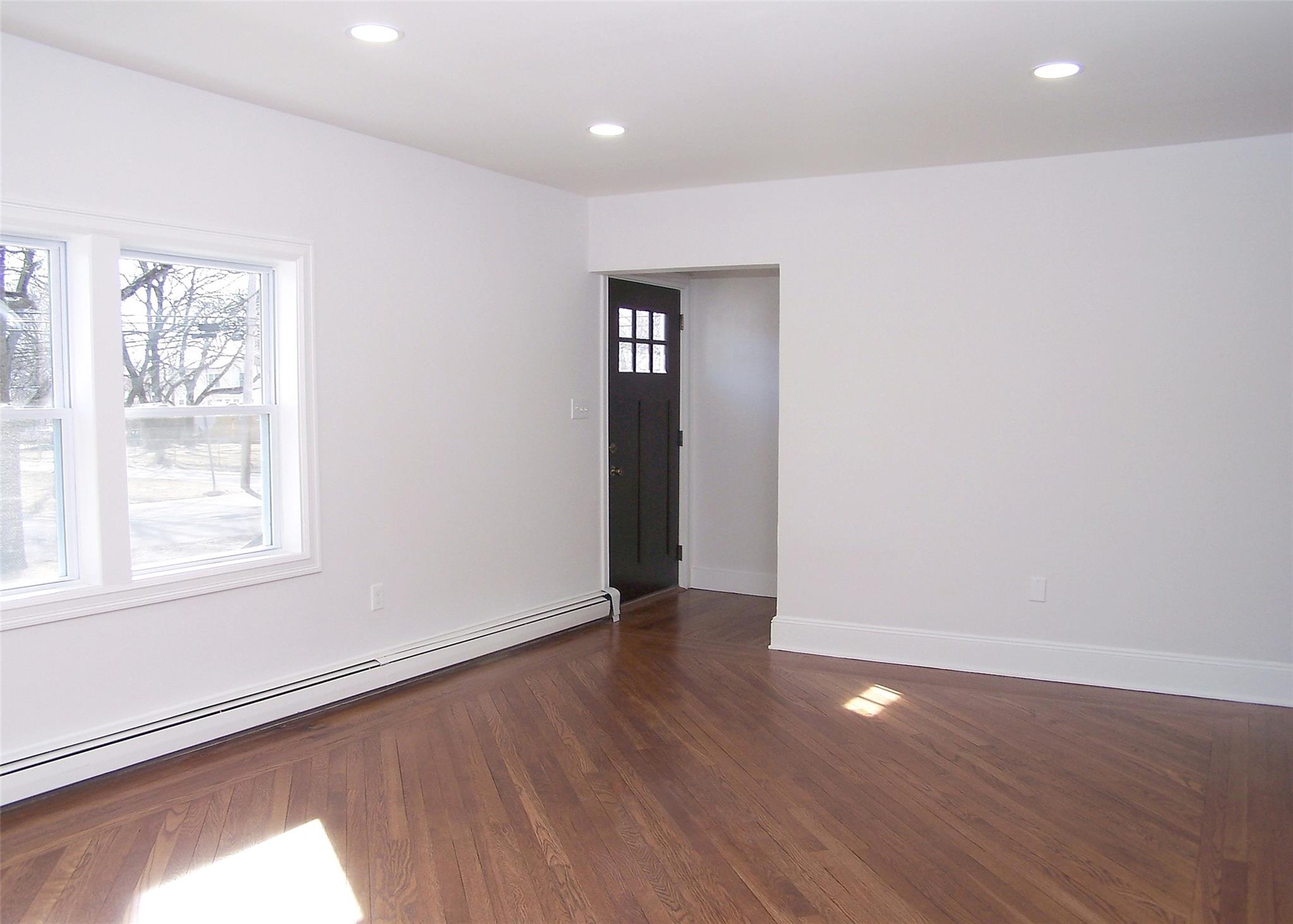 357 Twin Bark Avenue, Holbrook, New York image 4