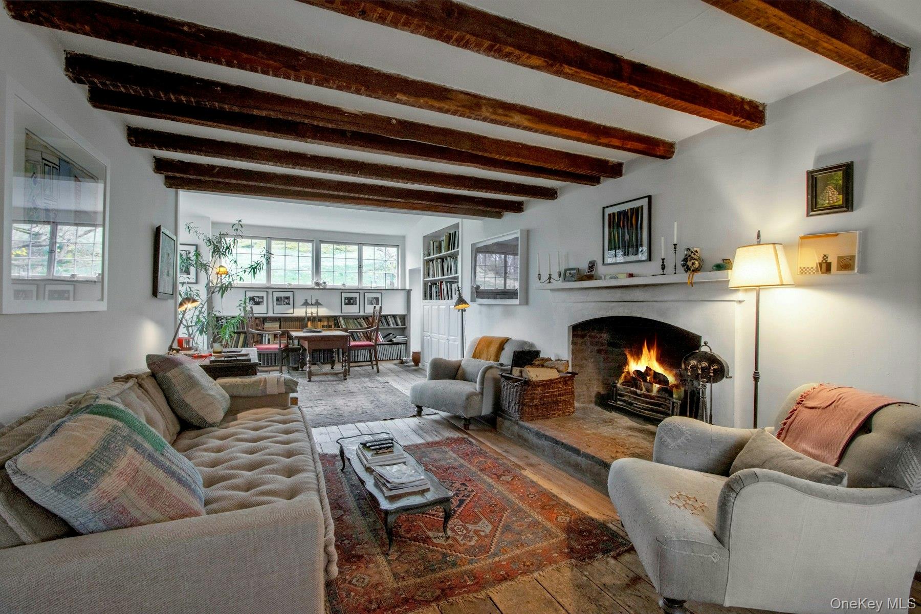 75 Washington Spring Road