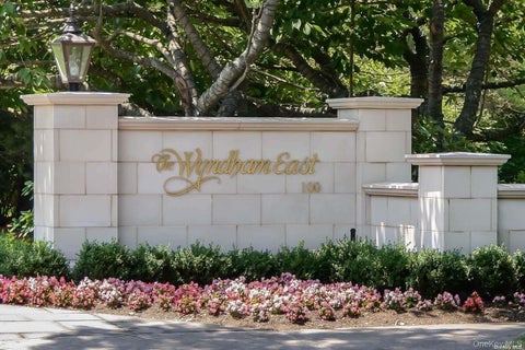 Condo For Rent - 100 Hilton Avenue #707<br/> Garden City, NY 11530