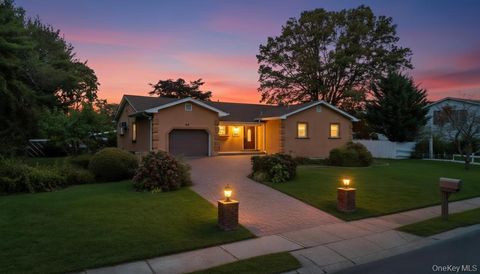 53 Stevenson Place Deer Park NY 11729