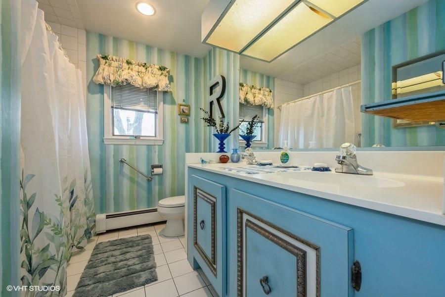 1024 Johnston Avenue, Wantagh, New York image 17