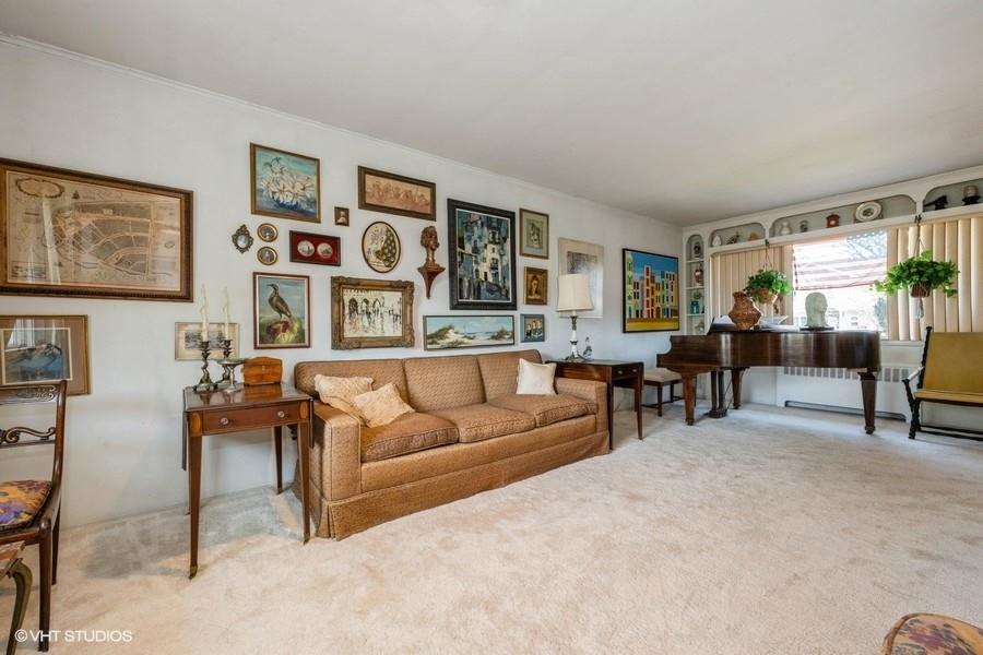 1024 Johnston Avenue, Wantagh, New York image 6