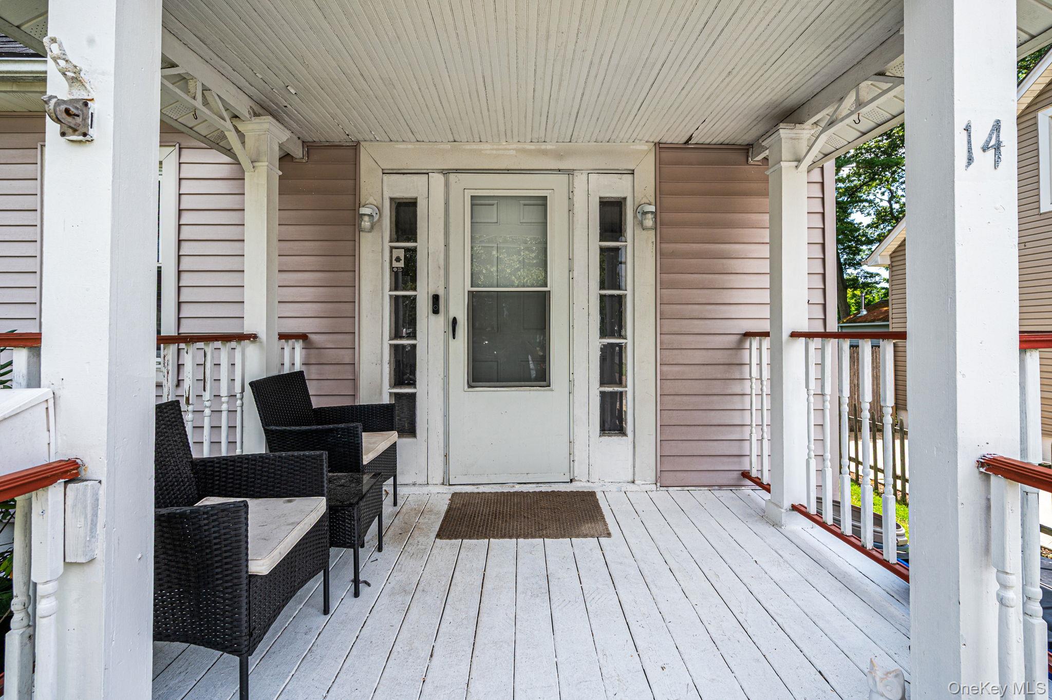 14 Richard Avenue - Photo 4