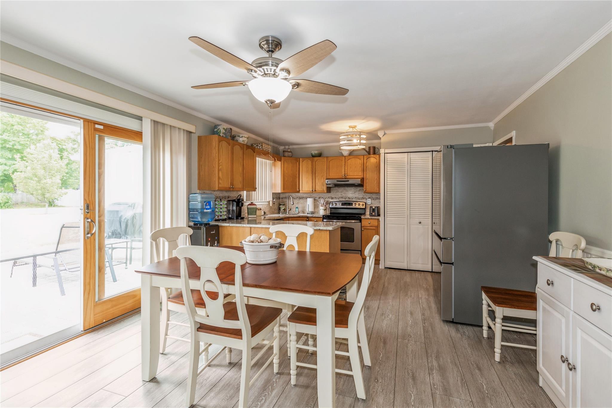 16 Puritan Avenue, Mount Sinai, New York image 4