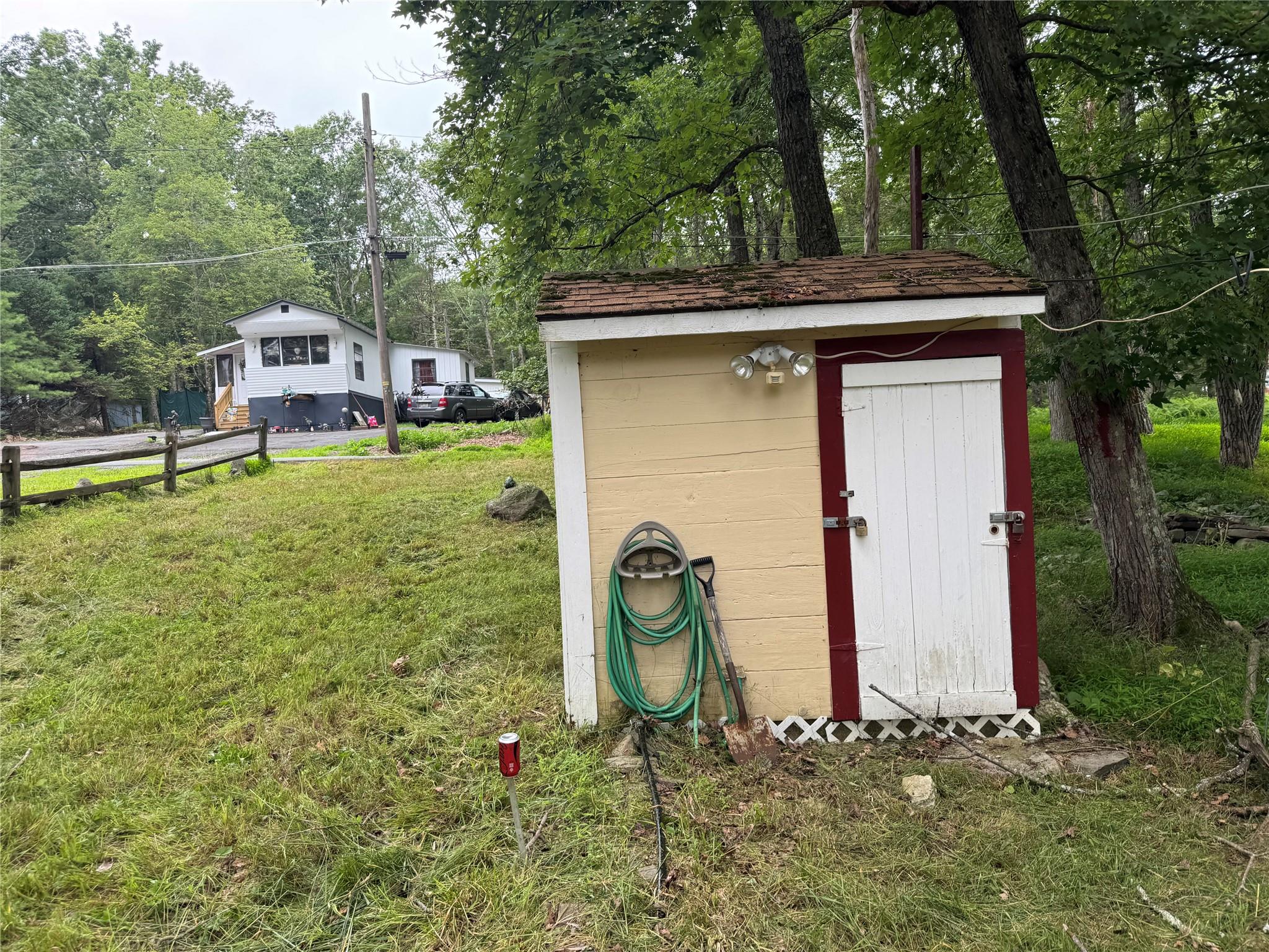 89 Minisink Trail