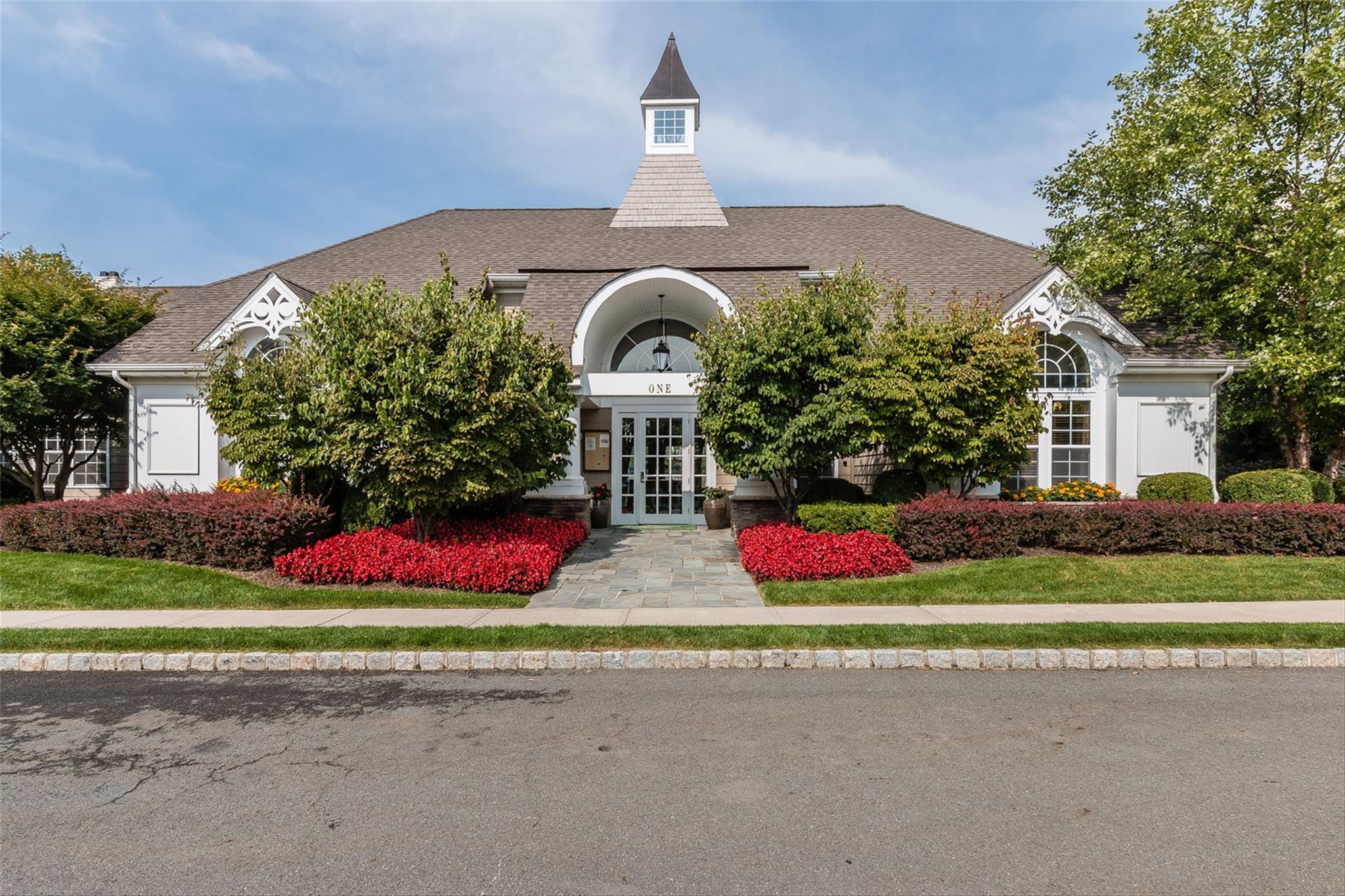 1 Country Club Drive, Middletown, New York image 38
