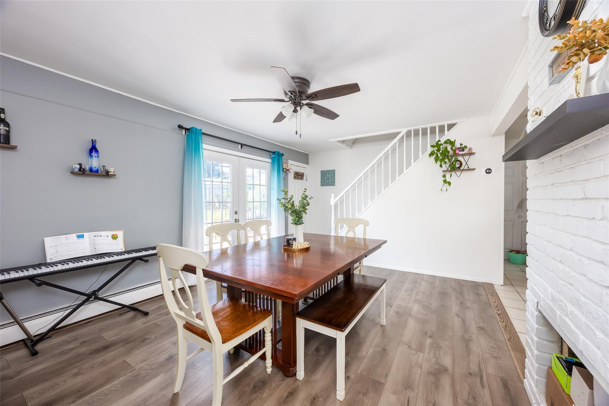 11 Friendly Road, Hicksville, New York image 17