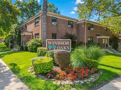 Photo of 73-08 220th Street #Lower, 405B1, Oakland Gardens, NY 11364 (MLS # 914680)