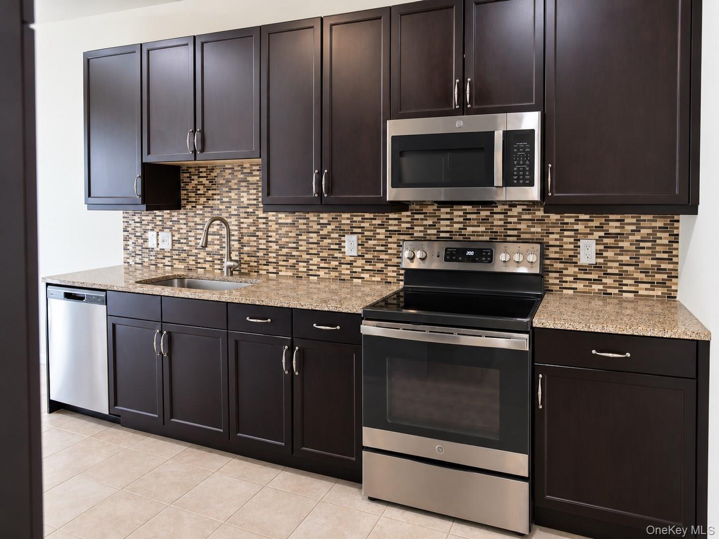 41 Greentree Court - Photo 3