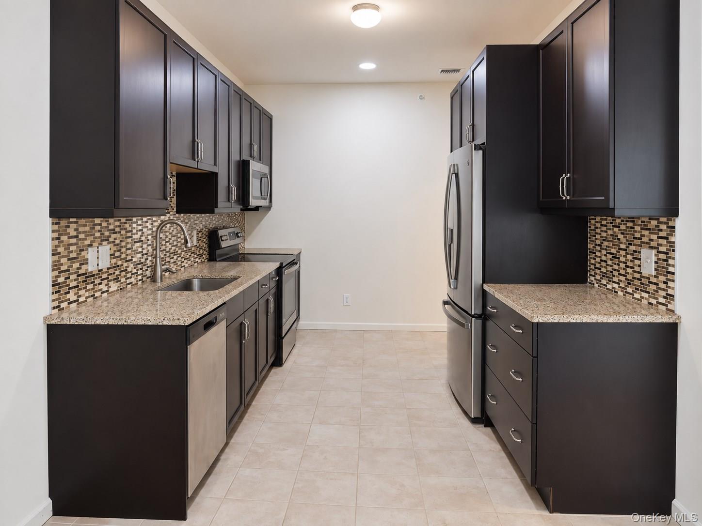41 Greentree Court - Photo 4