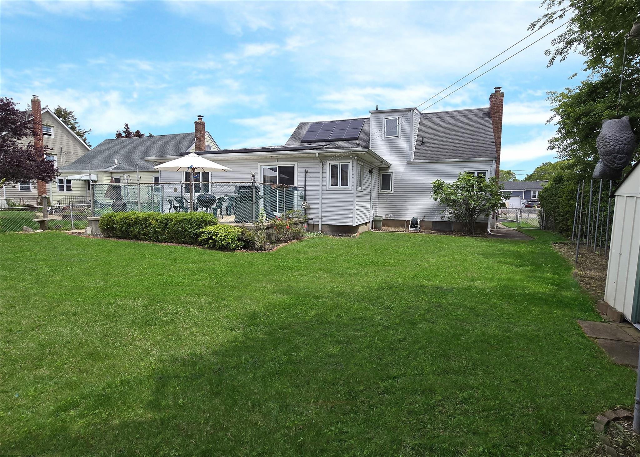 45 Cabota Avenue, Copiague, New York image 3