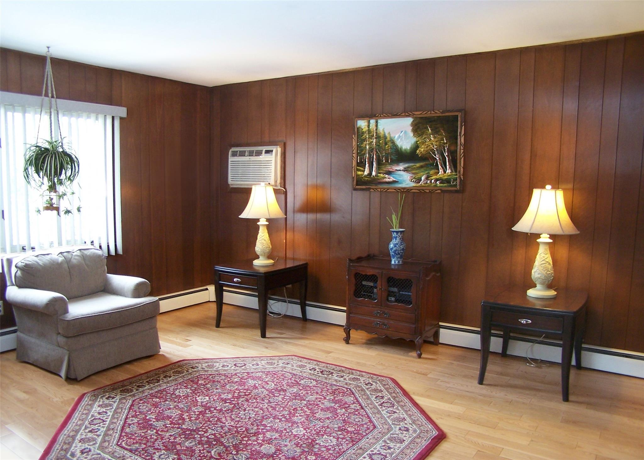 45 Cabota Avenue, Copiague, New York image 18