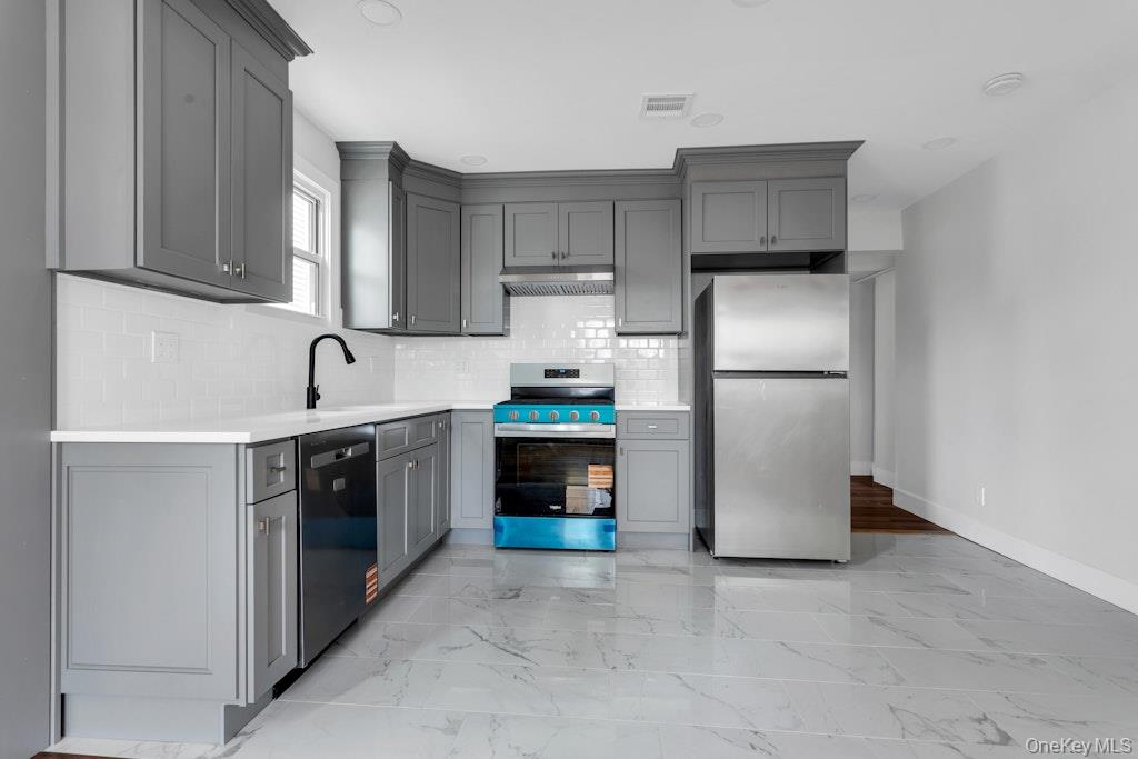 243 Maple Avenue 1A