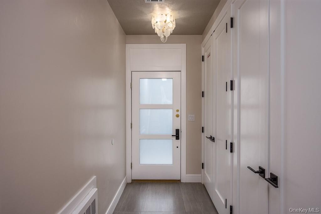 Photo of 15 Old Nyack Turnpike #201, Monsey, NY 10952 (MLS # 957622)