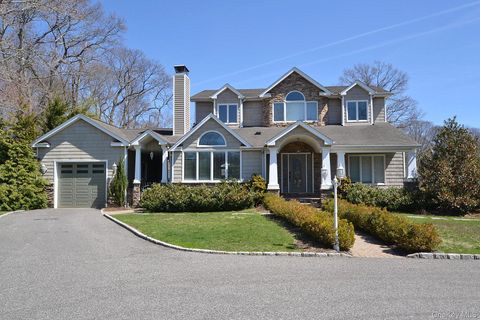 Photo of 85 Virginia Avenue, Ronkonkoma, NY 11779 (MLS # 964643)