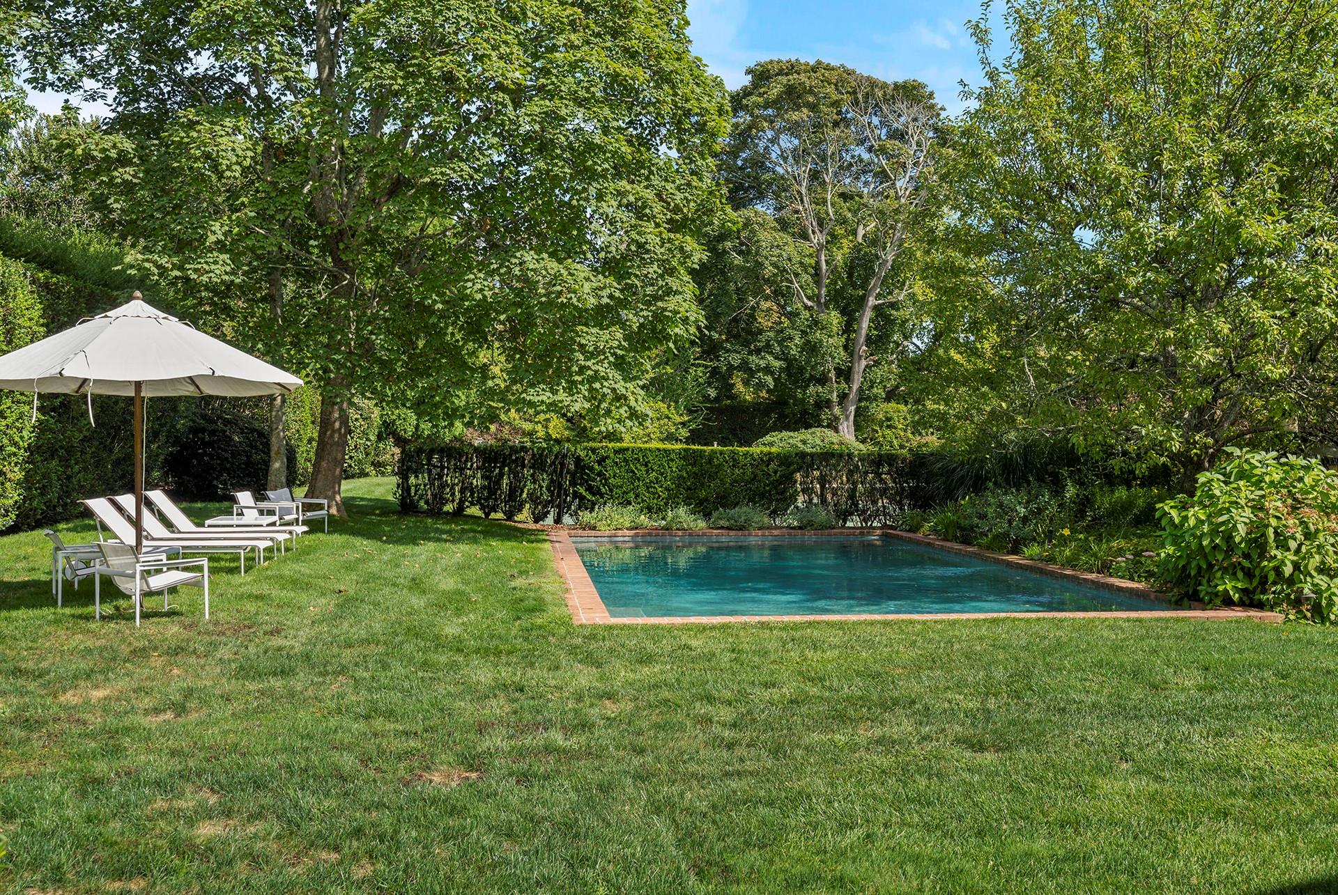 254 Captains Neck Lane, Southampton, New York image 10