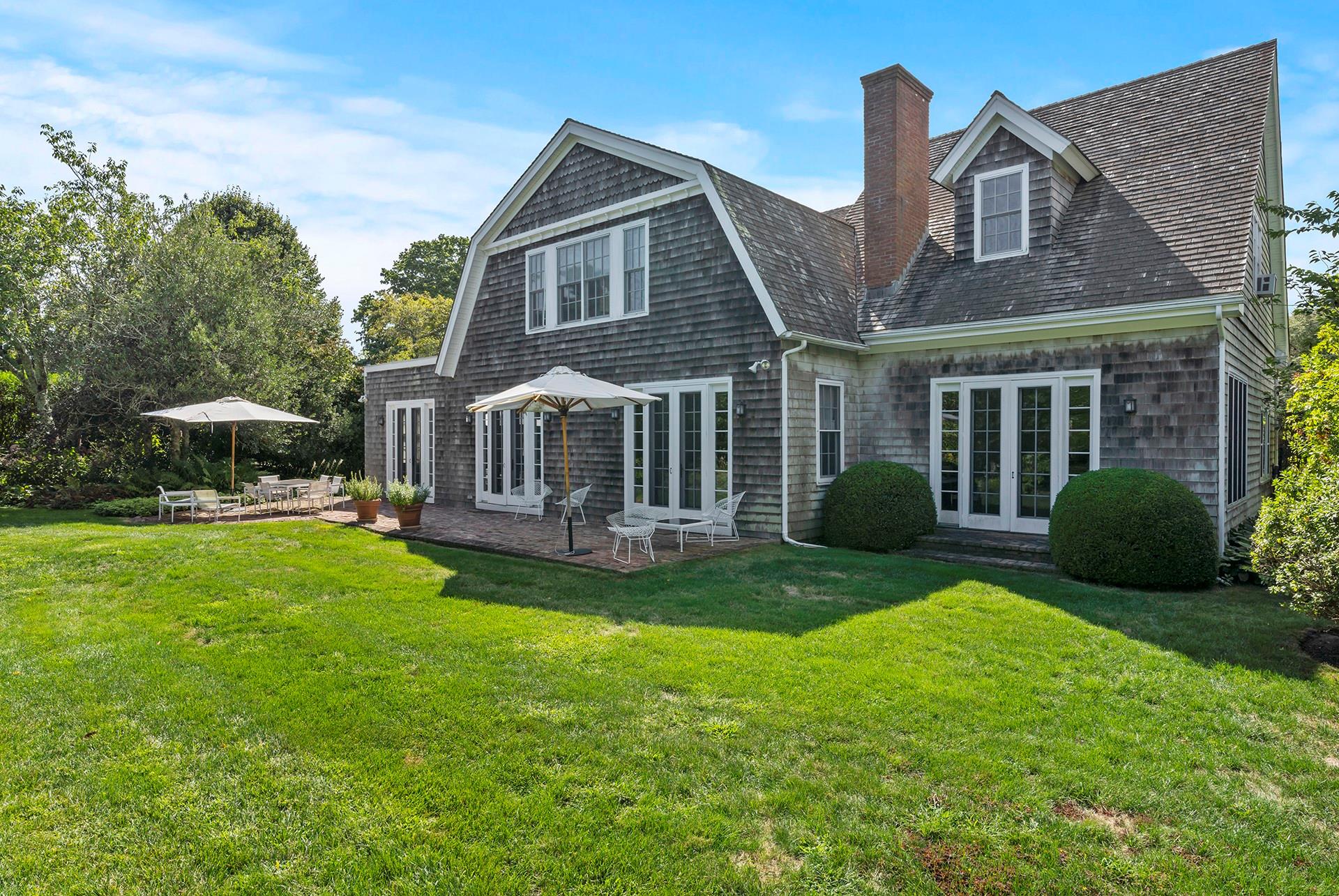 254 Captains Neck Lane, Southampton, New York image 13