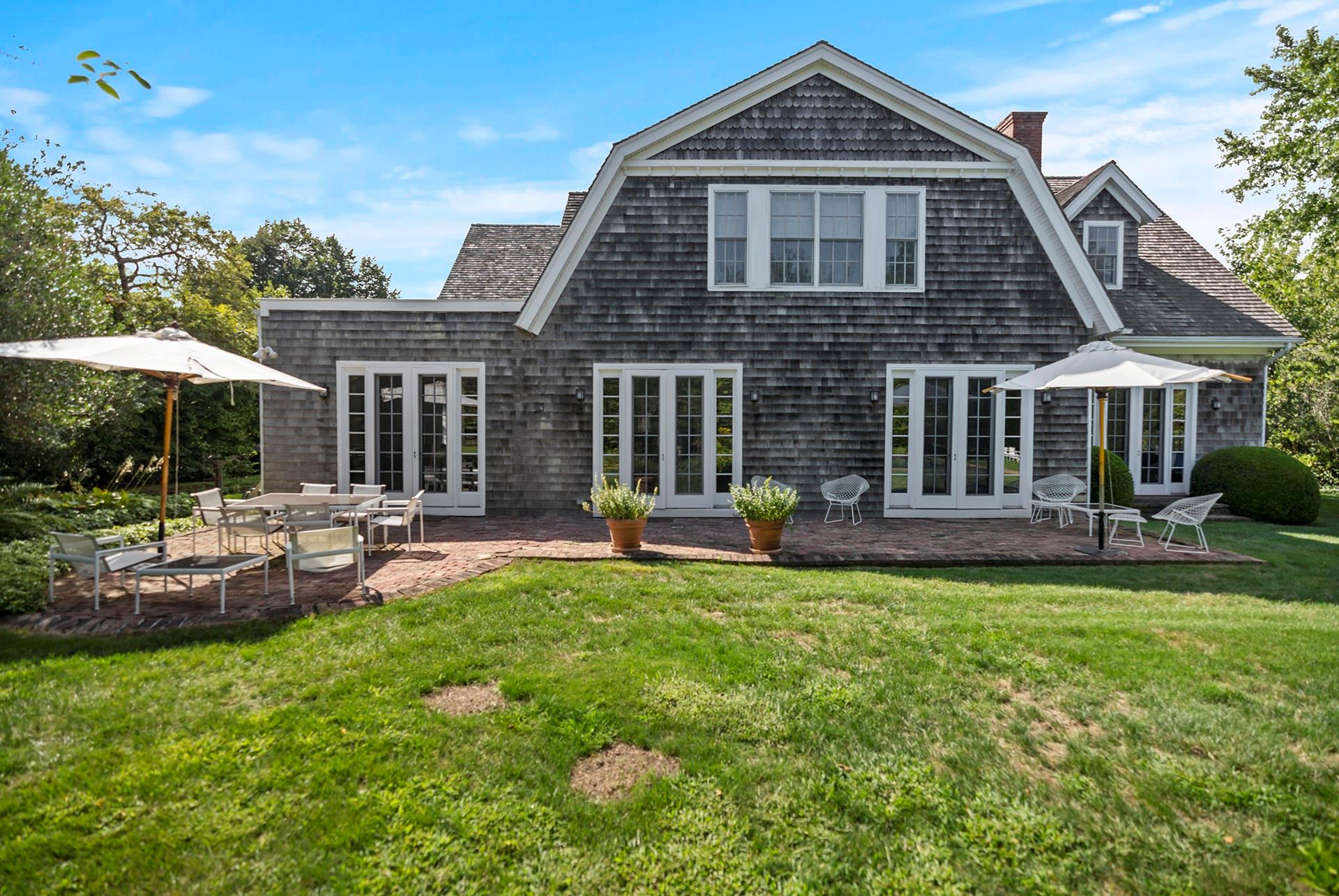 254 Captains Neck Lane, Southampton, New York image 17