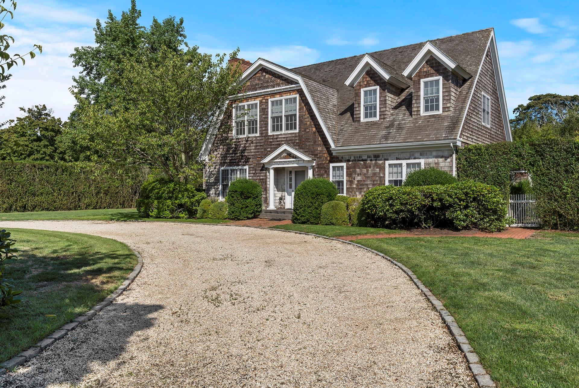 254 Captains Neck Lane, Southampton, New York image 34