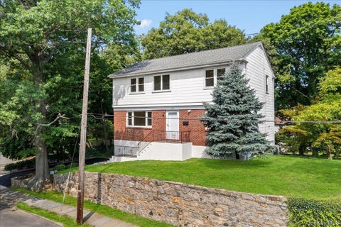 Homes For Sale - 106 Bronxville Road<br/> Bronxville, NY 10708