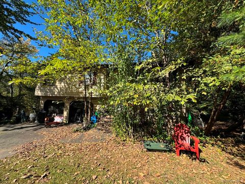 Photo of 125 Burrows Lane, Blauvelt, NY 10913 (MLS # 961726)