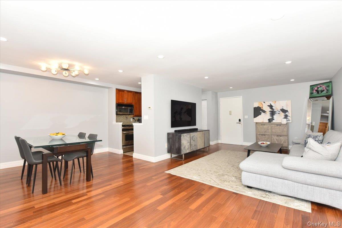 320 E Shore Road 2-A