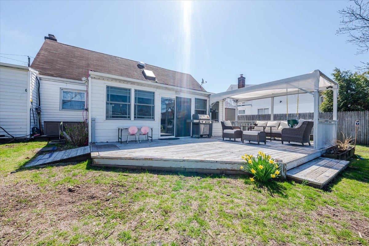 2814 River Avenue, Oceanside, New York image 27