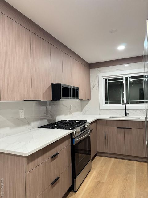 15 Valerie Drive 1 Yonkers NY 10703