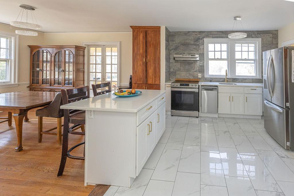 19 Bon Air Avenue, New Rochelle, New York image 13