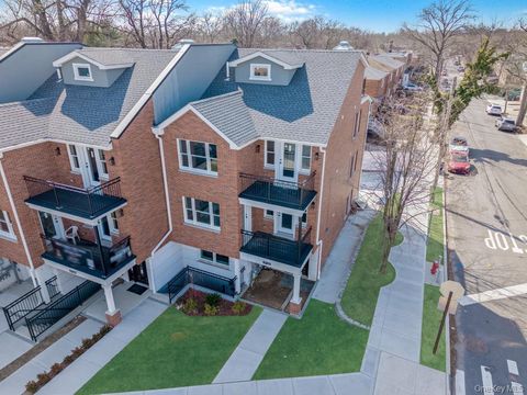 Multifamily For Sale - 37-02 Francis Lewis Blvd Blvd<br/> Bayside, NY 11361