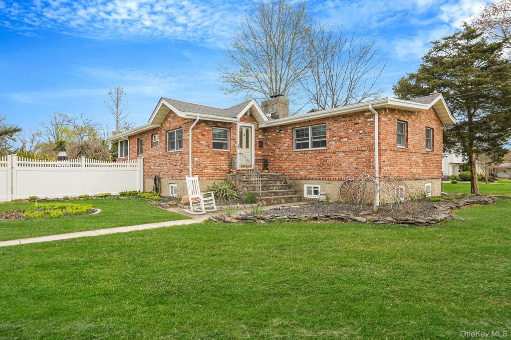 Photo of 229 4th Street, Saint James, NY 11780 (MLS # 983758)