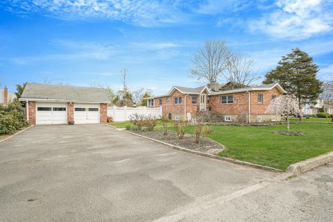 Homes For Sale - 229 4th Street<br/> Saint James, NY 11780