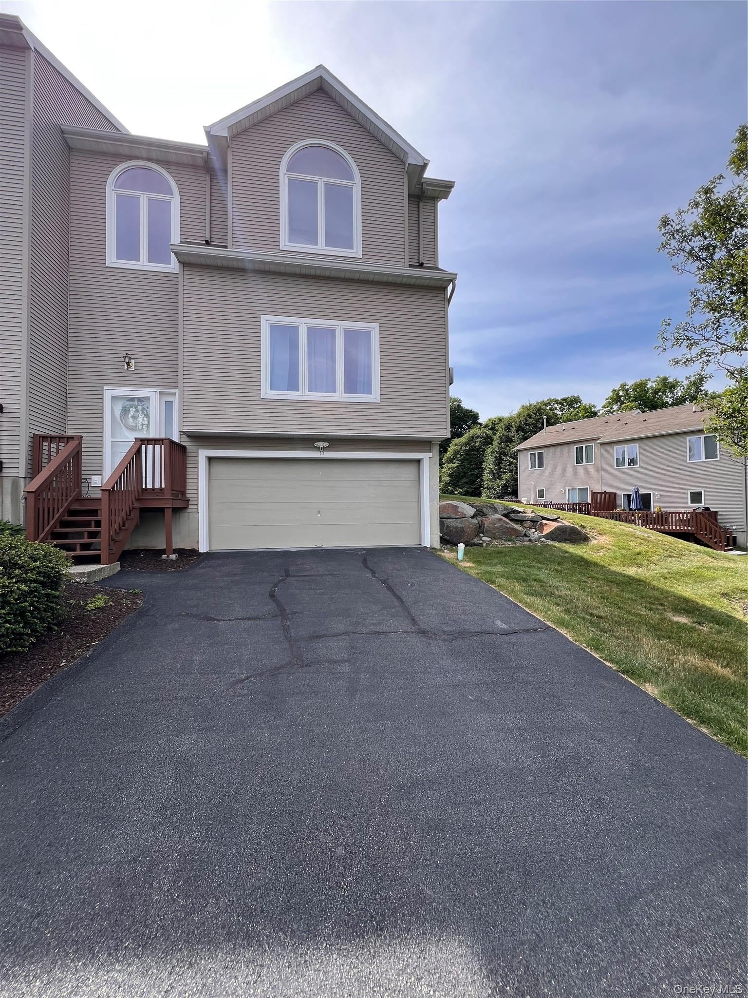 10 Rockridge Drive - Photo 2