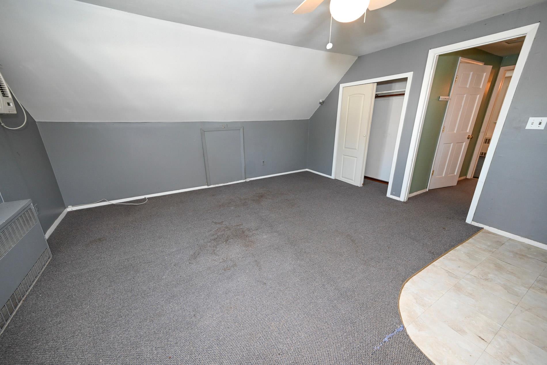 960 Holly Court, Franklin Square, New York image 24
