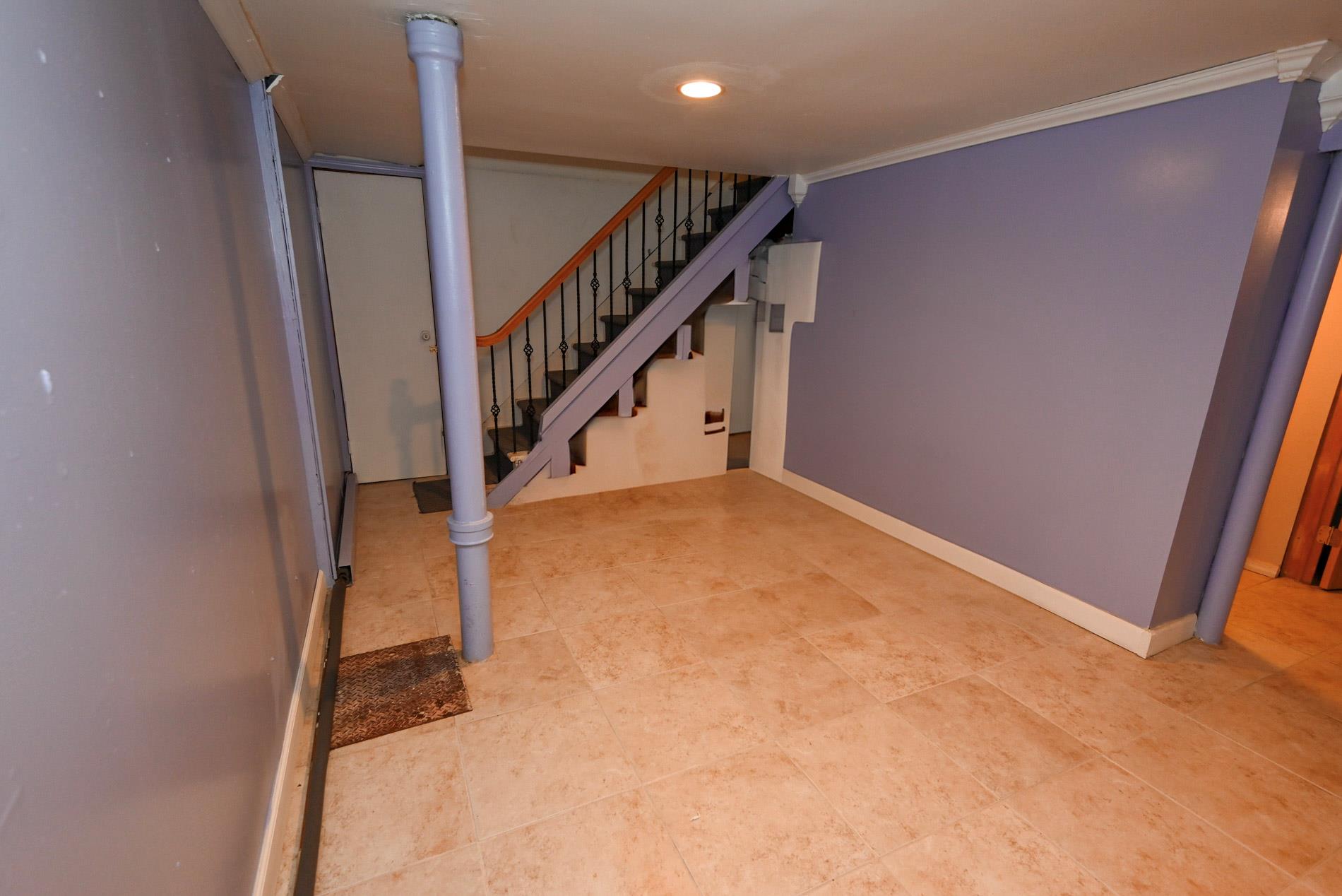960 Holly Court, Franklin Square, New York image 27