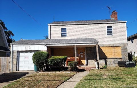 35 Park Boulevard Malverne NY 11565
