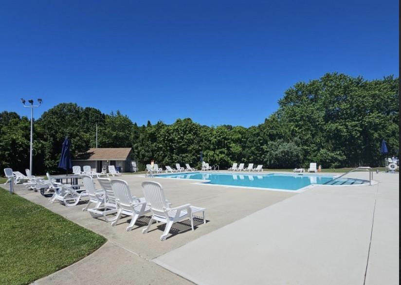 51 Pointe Circle #51, Coram, New York image 7