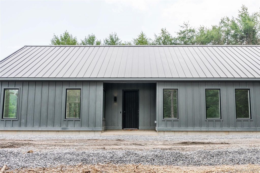 Photo of 720 Upper Cherrytown Road, Kerhonkson, NY 12446 (MLS # 987480)