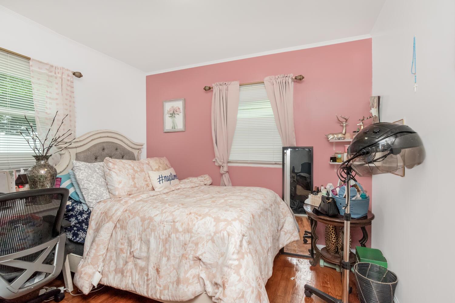 58 Ridgewood Avenue, Yonkers, New York image 12