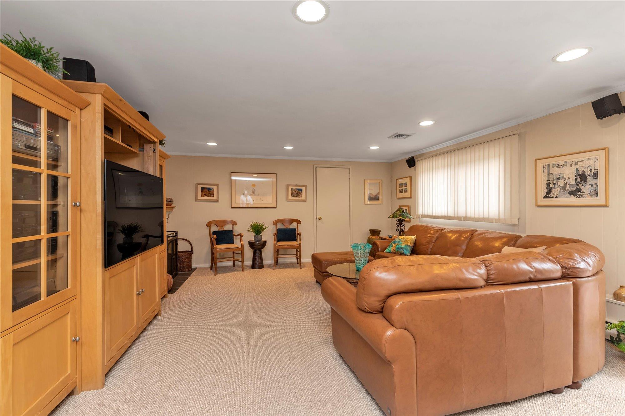 1067 Ida Place, Bellmore, New York image 9