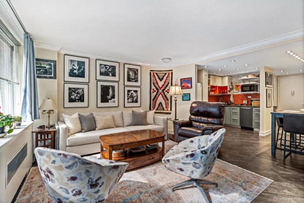 Photo of 310 E 70th Street #1A, New York (Manhattan), NY 10021 (MLS # 1062539)